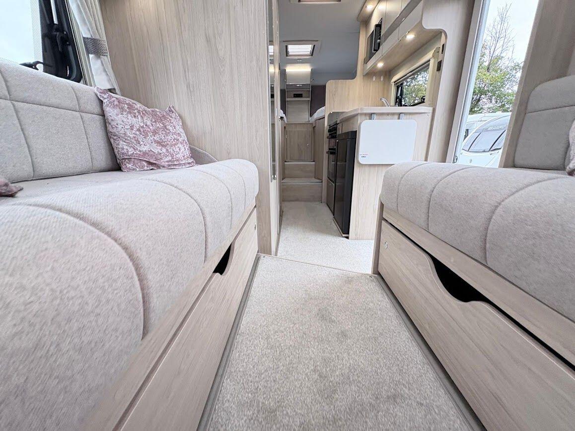2025 Elddis Autoquest 194 One owner 12 Months Old Located in Worcestershire