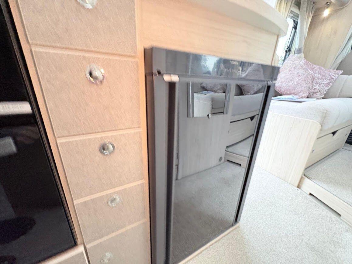 2025 Elddis Autoquest 194 One owner 12 Months Old Located in Worcestershire