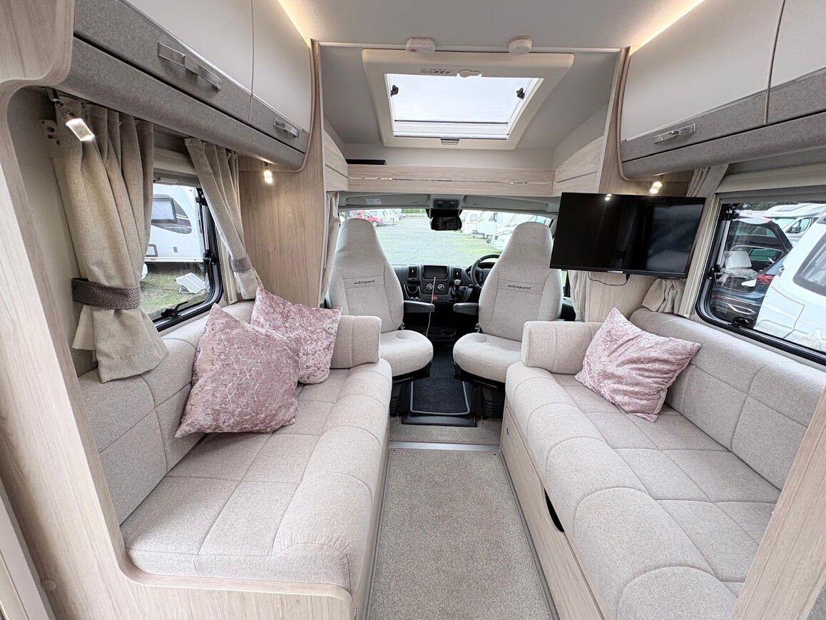2025 Elddis Autoquest 194 One owner 12 Months Old Located in Worcestershire