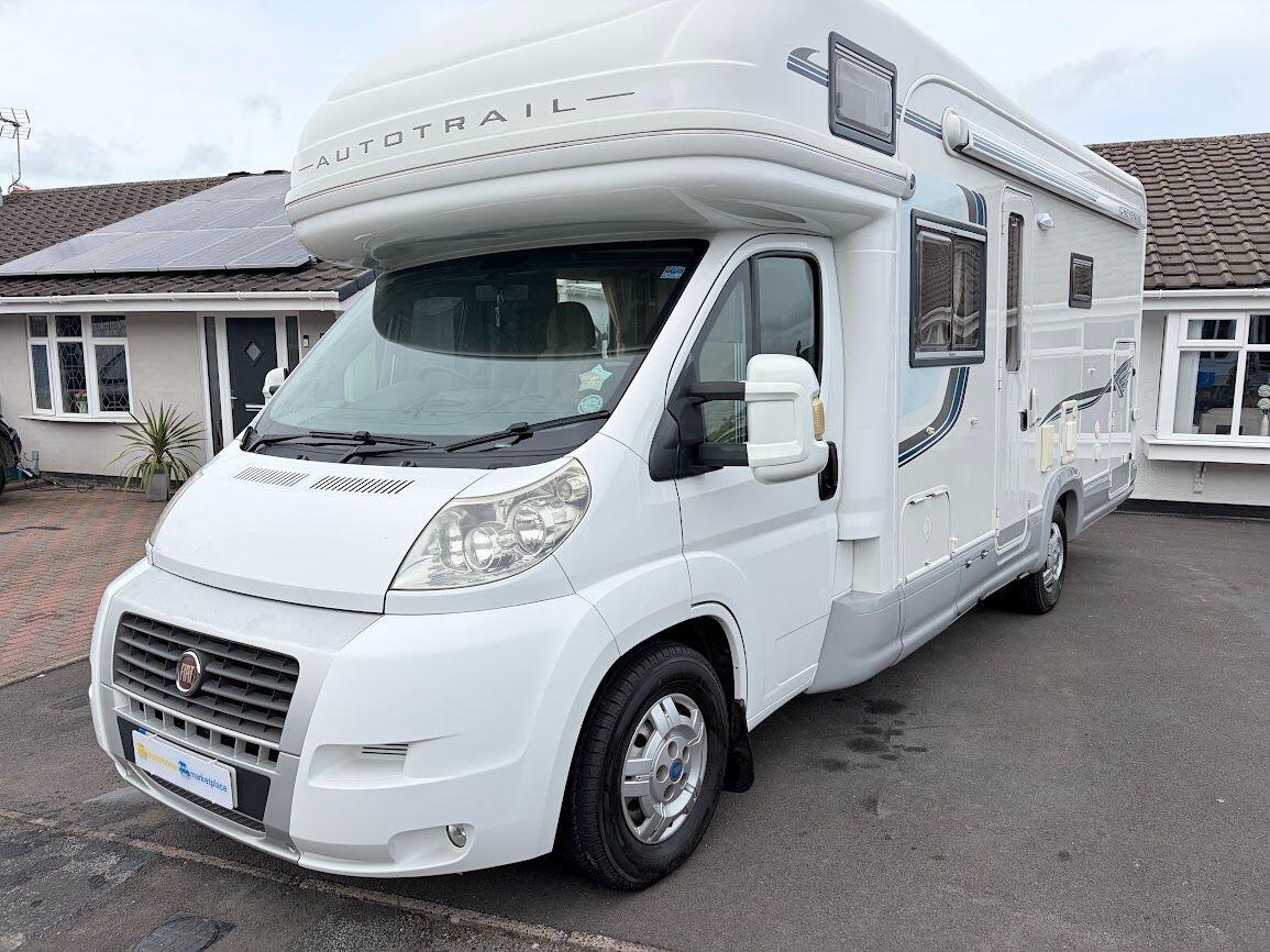 2006 Auto-Trail Cheyenne 696 SE 6 berth fantastic condition Located in Cannock