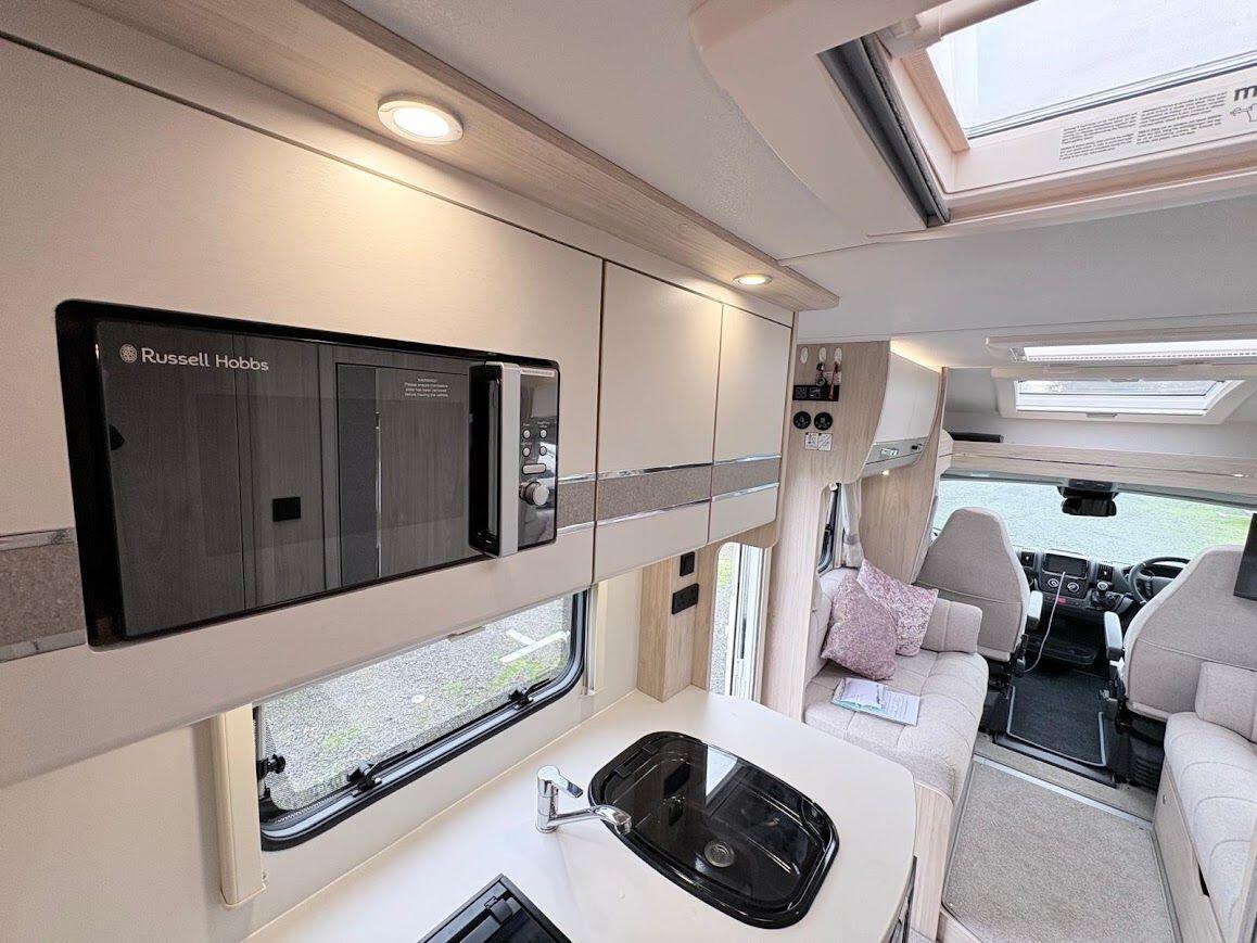 2025 Elddis Autoquest 194 One owner 12 Months Old Located in Worcestershire