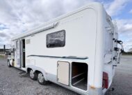 2013 Auto-Trail Frontier Comanche SA 2013 Automatic 4 berth fixed island bed Located in Shewsbury