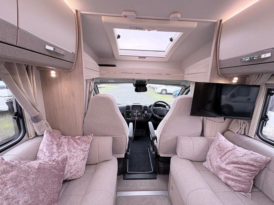 2025 Elddis Autoquest 194 One owner 12 Months Old Located in Worcestershire