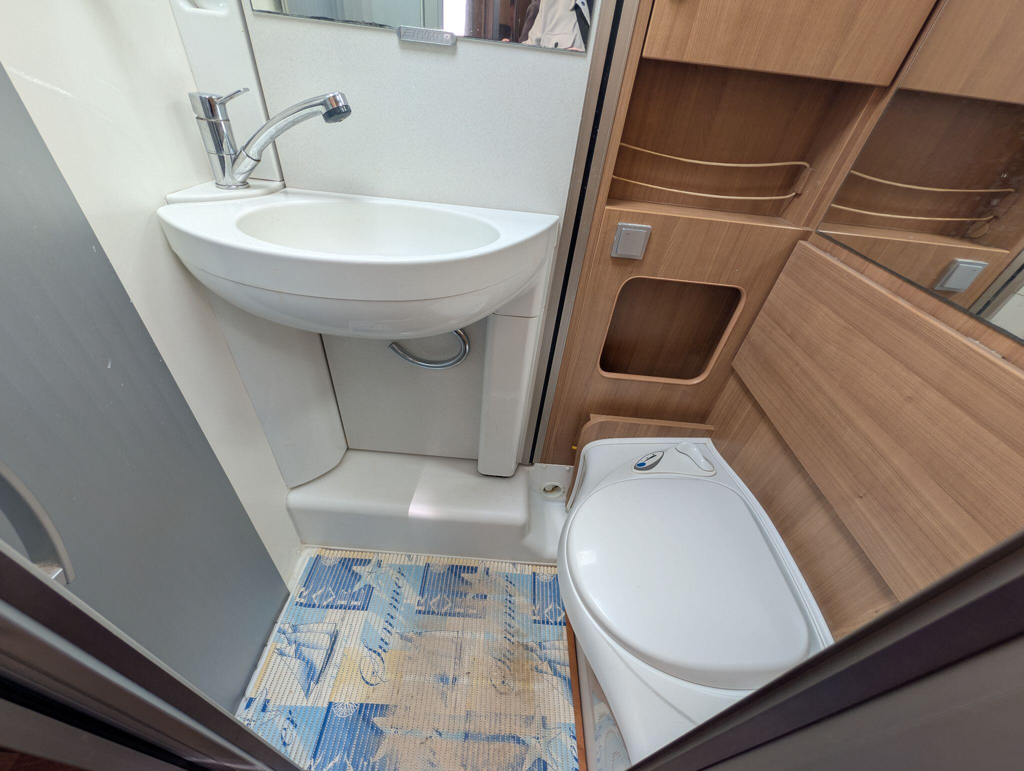 2012 Hymer Exsis-I 504 – Recent service and cambelt