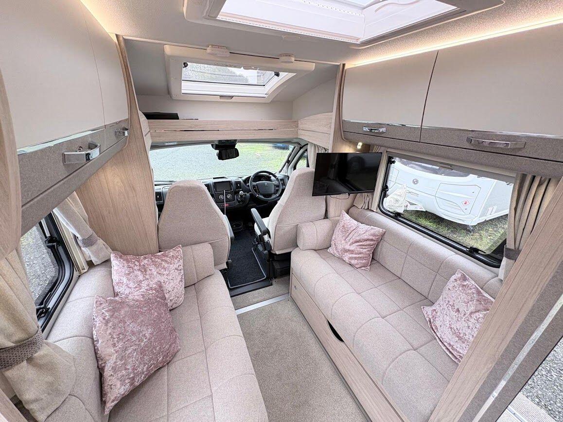 2025 Elddis Autoquest 194 One owner 12 Months Old Located in Worcestershire