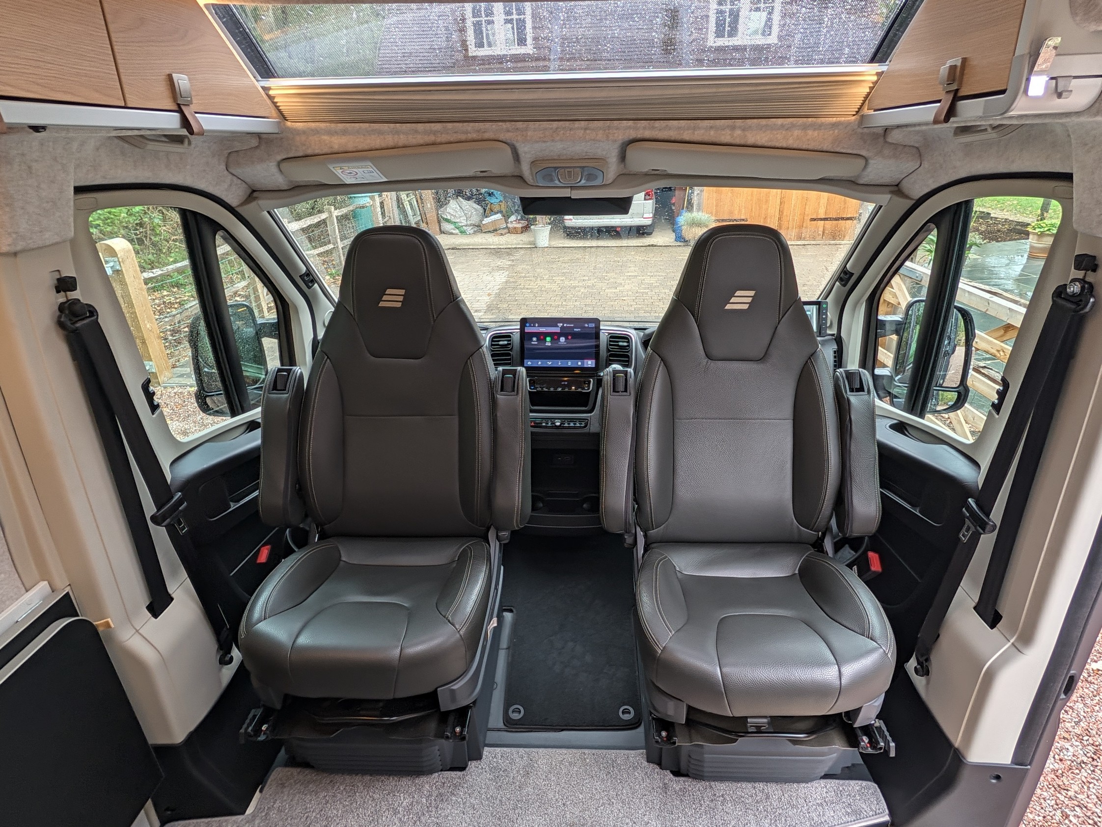 2025 Hymer Yellowstone (Spec++)
