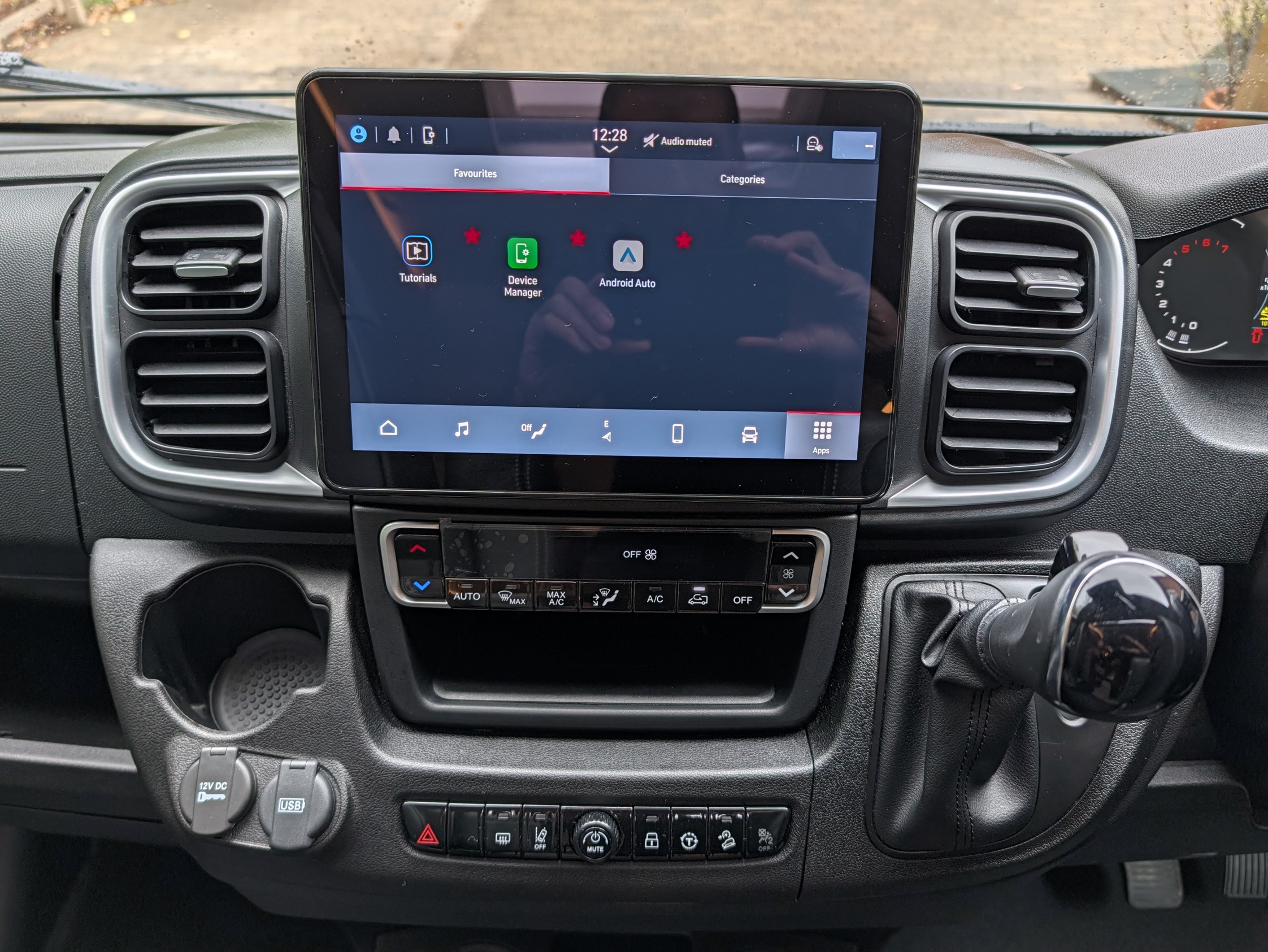 2025 Hymer Yellowstone (Spec++)
