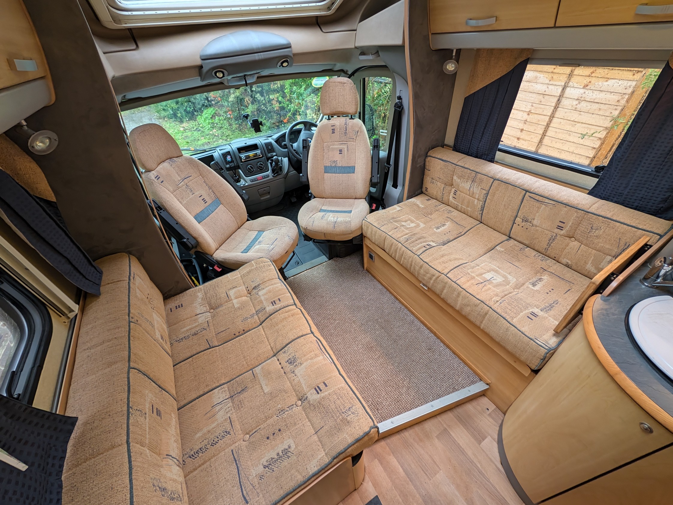 2007 Ace Airstream 680FB (Twin Lounge)