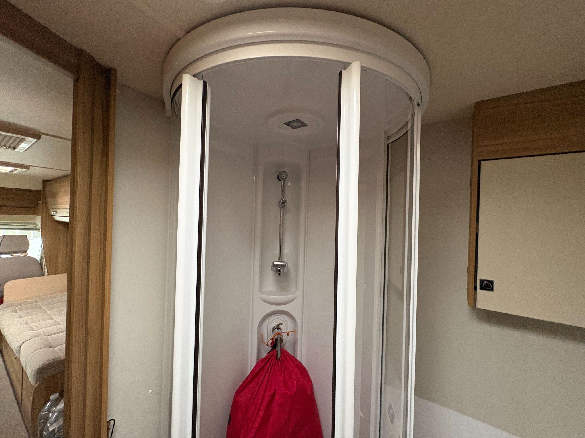 2015 Elddis Autoquest 175