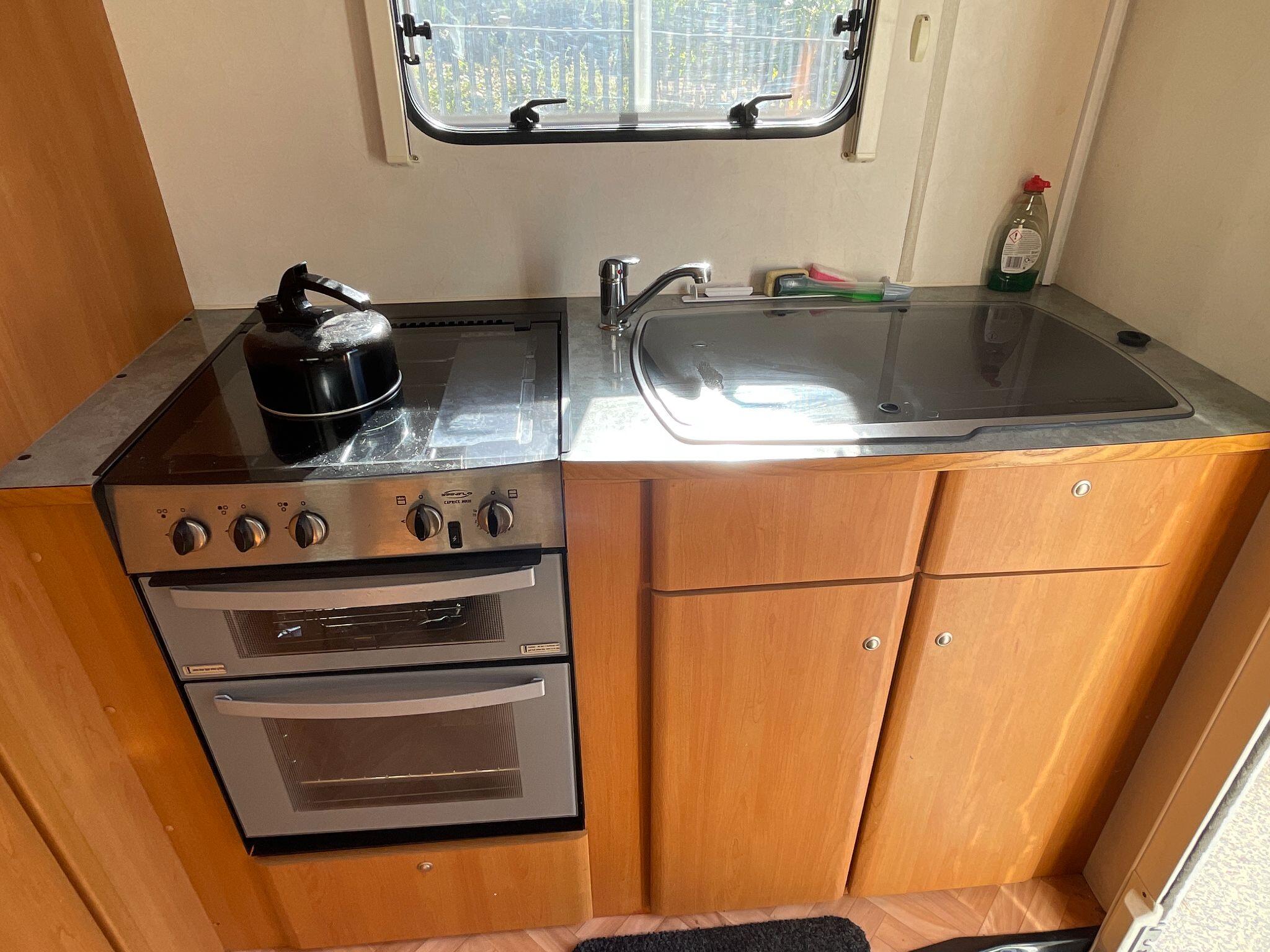 2008 Lunar Moonstar 570