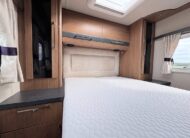 2013 Auto-Trail Frontier Comanche SA 2013 Automatic 4 berth fixed island bed Located in Shewsbury