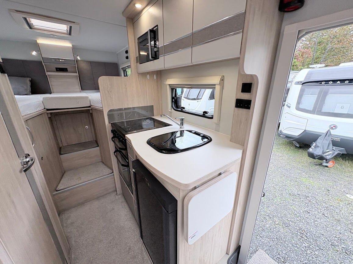 2025 Elddis Autoquest 194 One owner 12 Months Old Located in Worcestershire