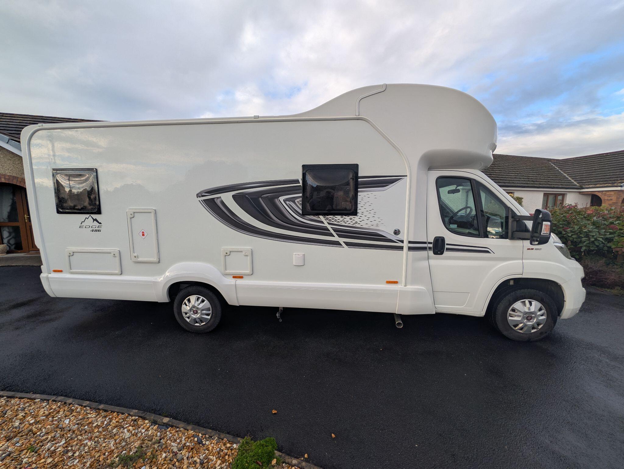 2021 Swift Edge 486
