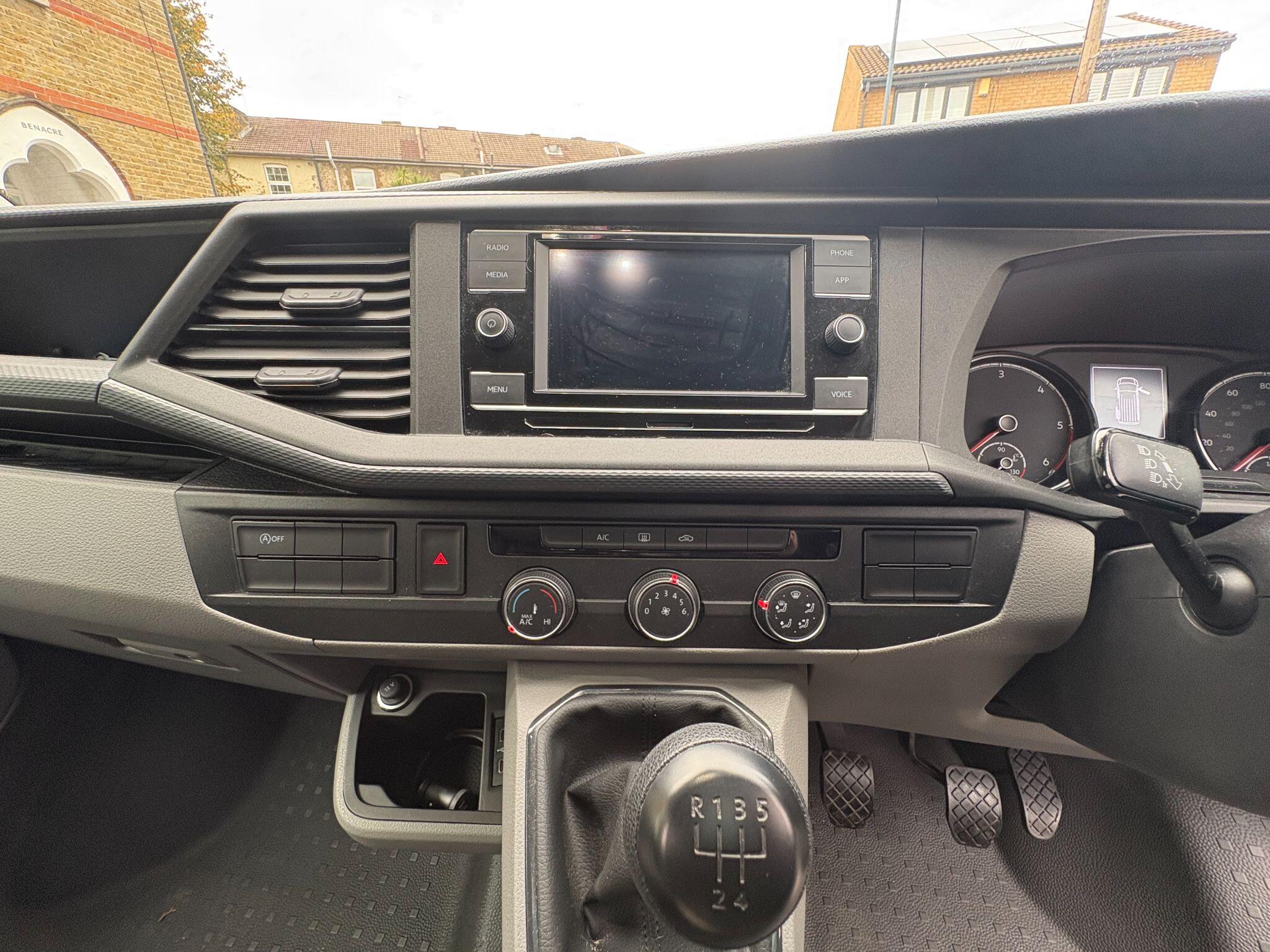 2022 Volkswagen T28 Startline TDi