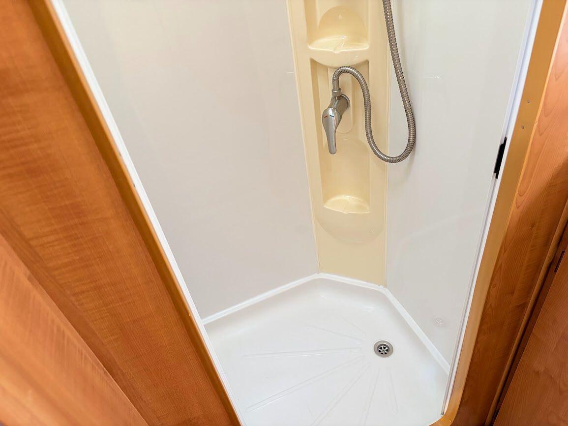 2006 Auto-Trail Cheyenne 696 SE 6 berth fantastic condition Located in Cannock
