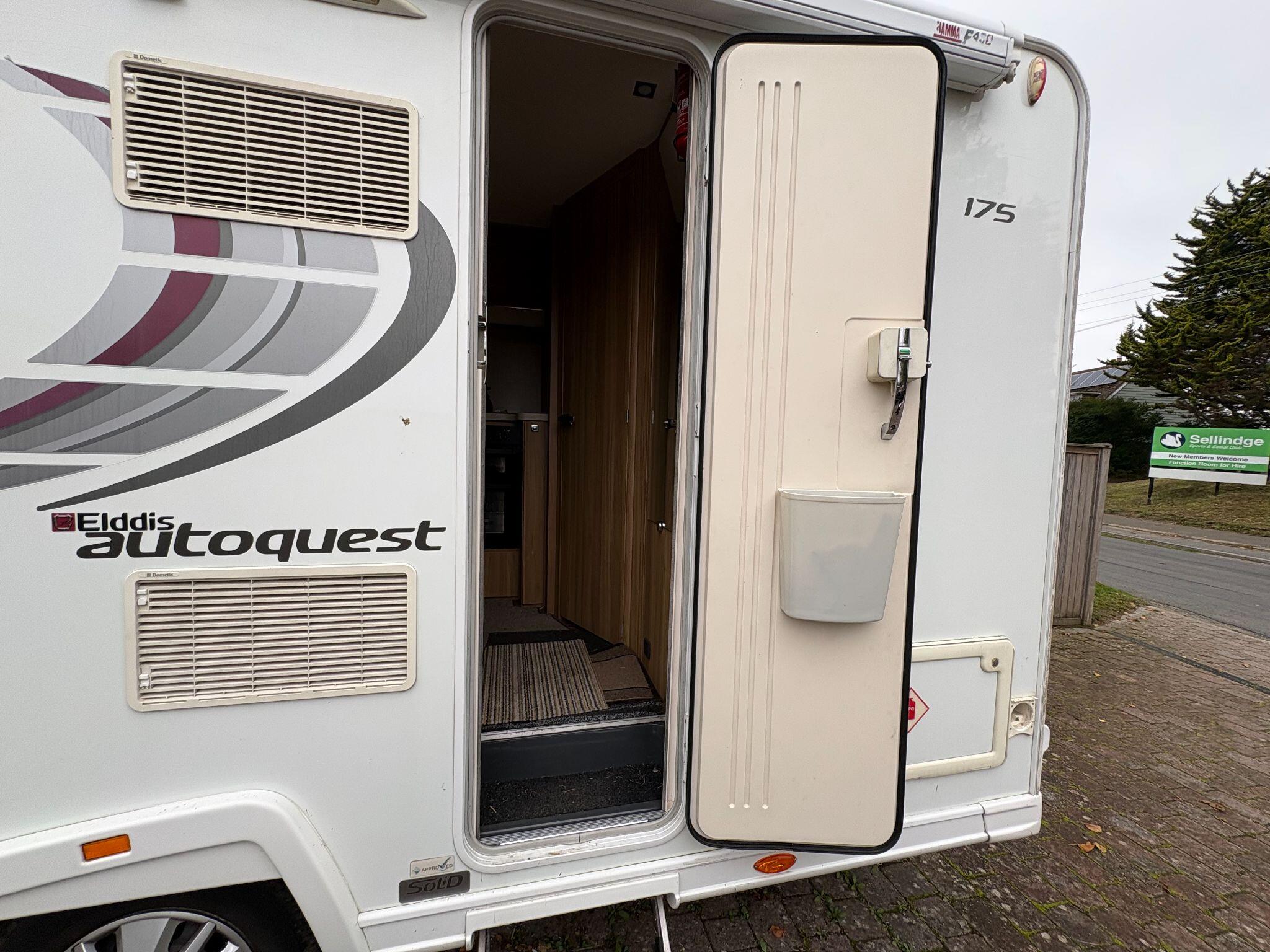 2015 Elddis Autoquest 175