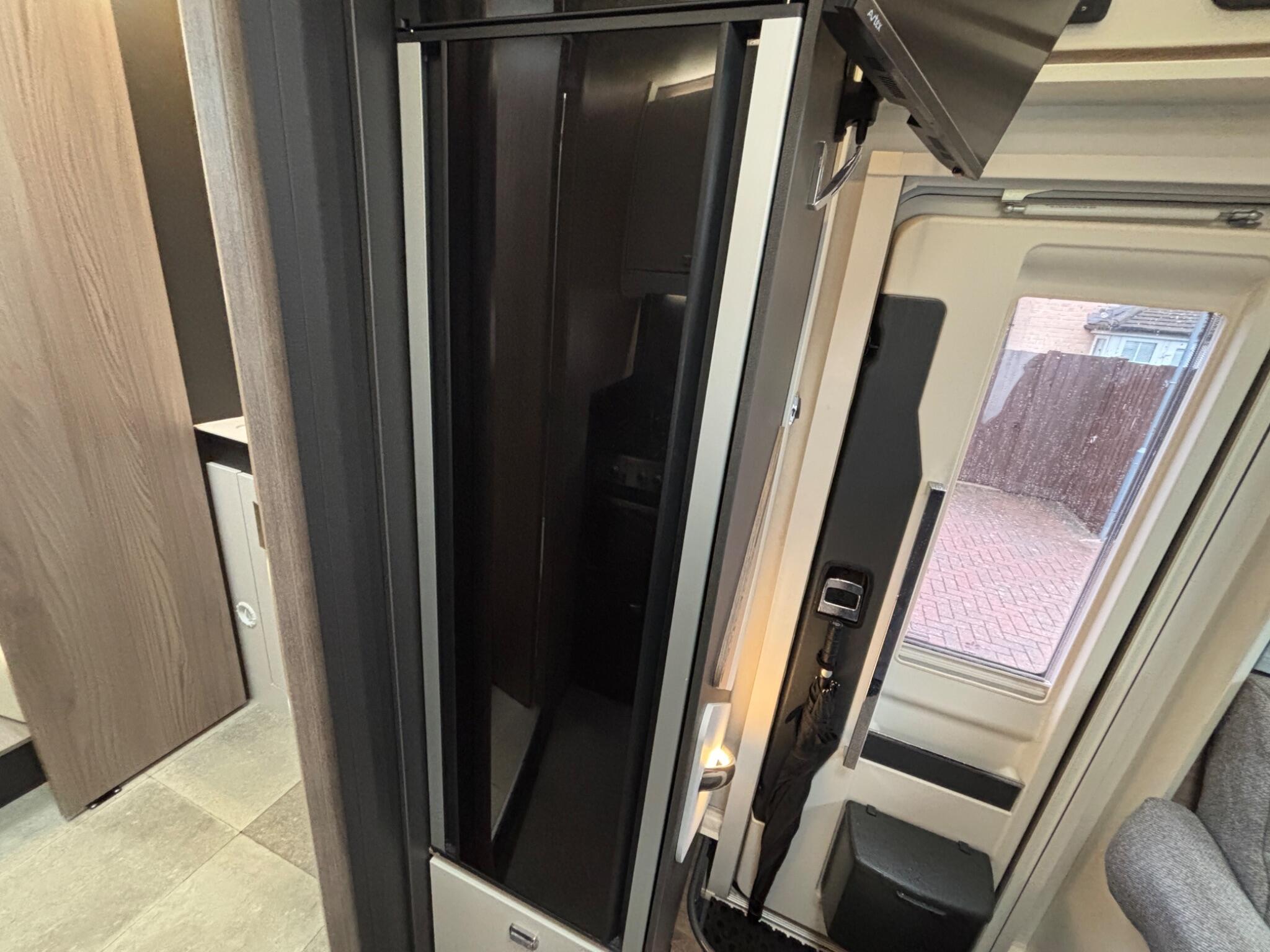 2024 Swift Voyager 584